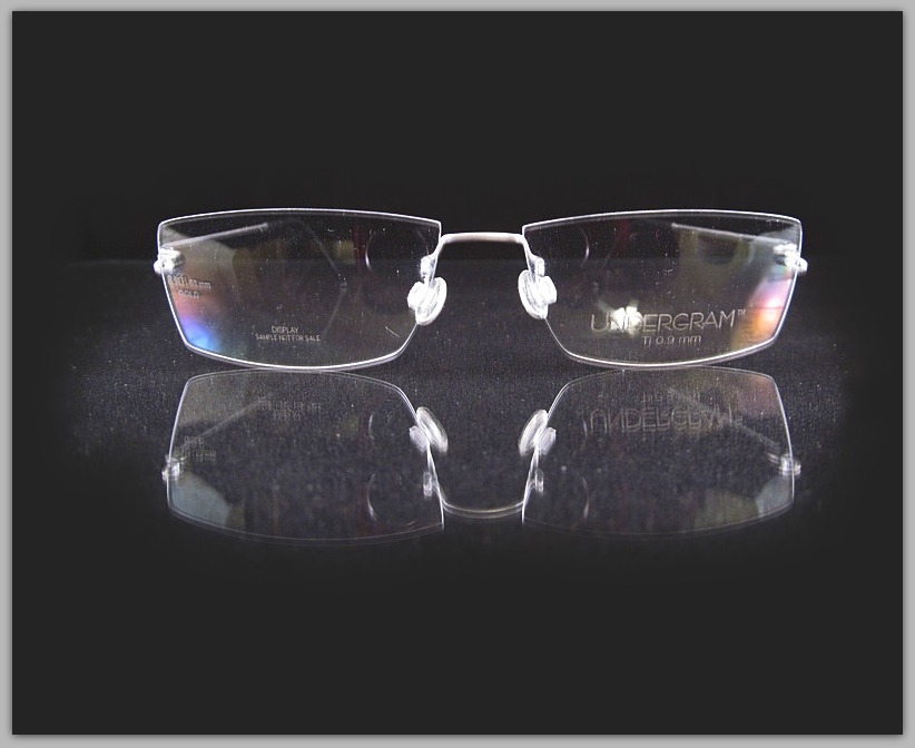 world's lightest glasses